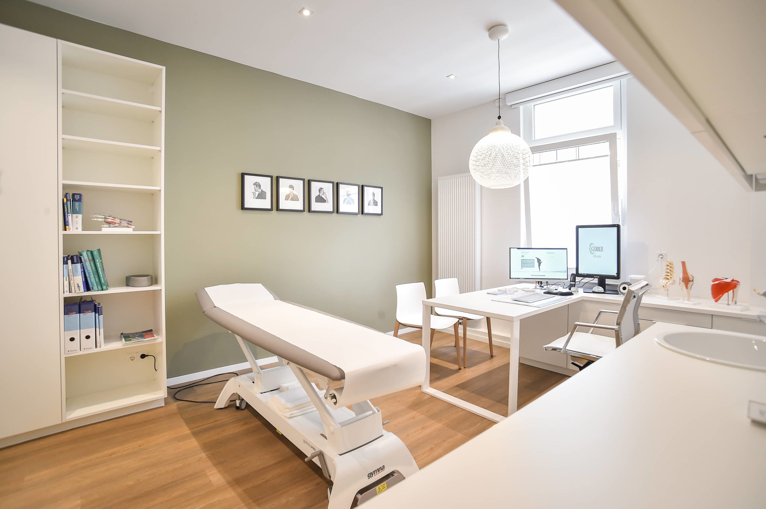 Facharzt-Team Orthopädie in Stuttgart Behandlungsraum Gerber Orthopädie Praxis